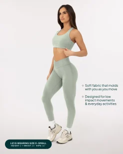 PAVOI Fashion Leggings|Full Length-Athleisure Scrunch Crossover Leggings