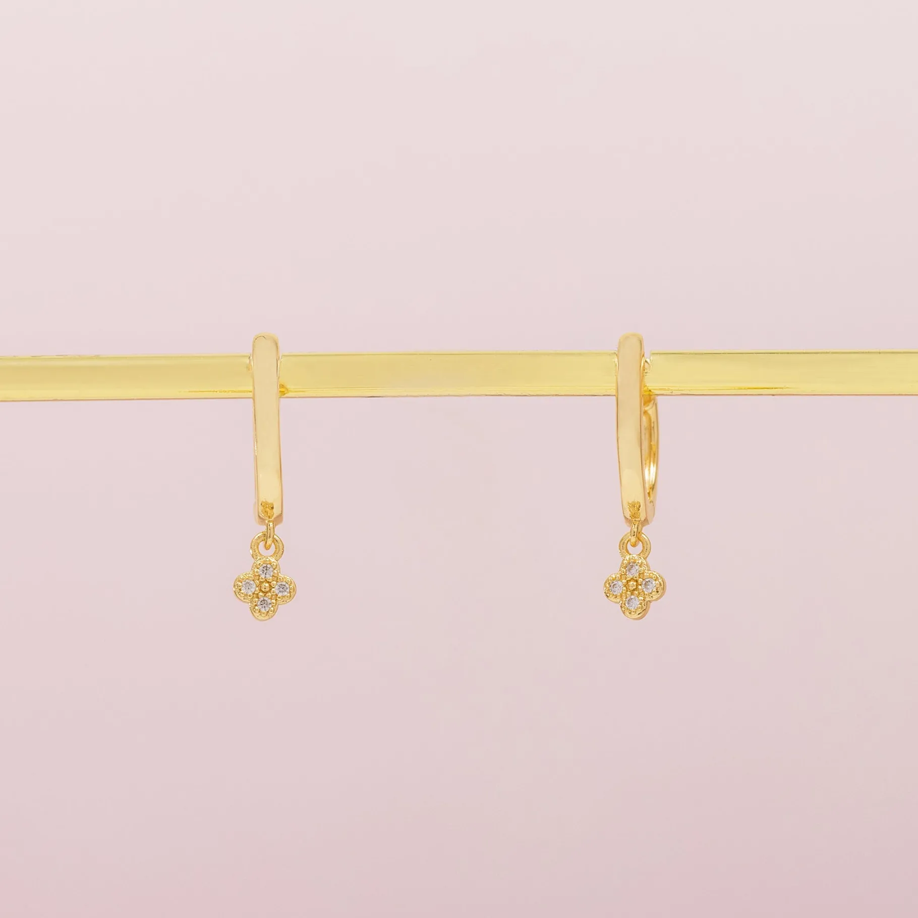 PAVOI Dangle & Threader|Huggies-Drop Clover Huggies