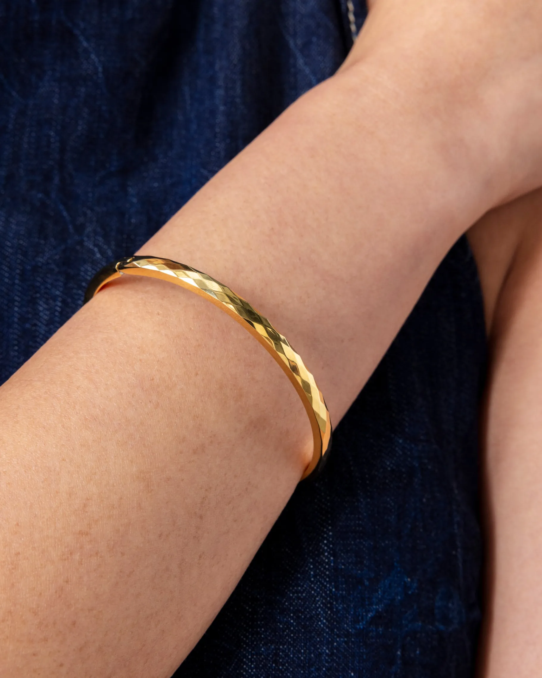 PAVOI Bangles-Faceted Bangle