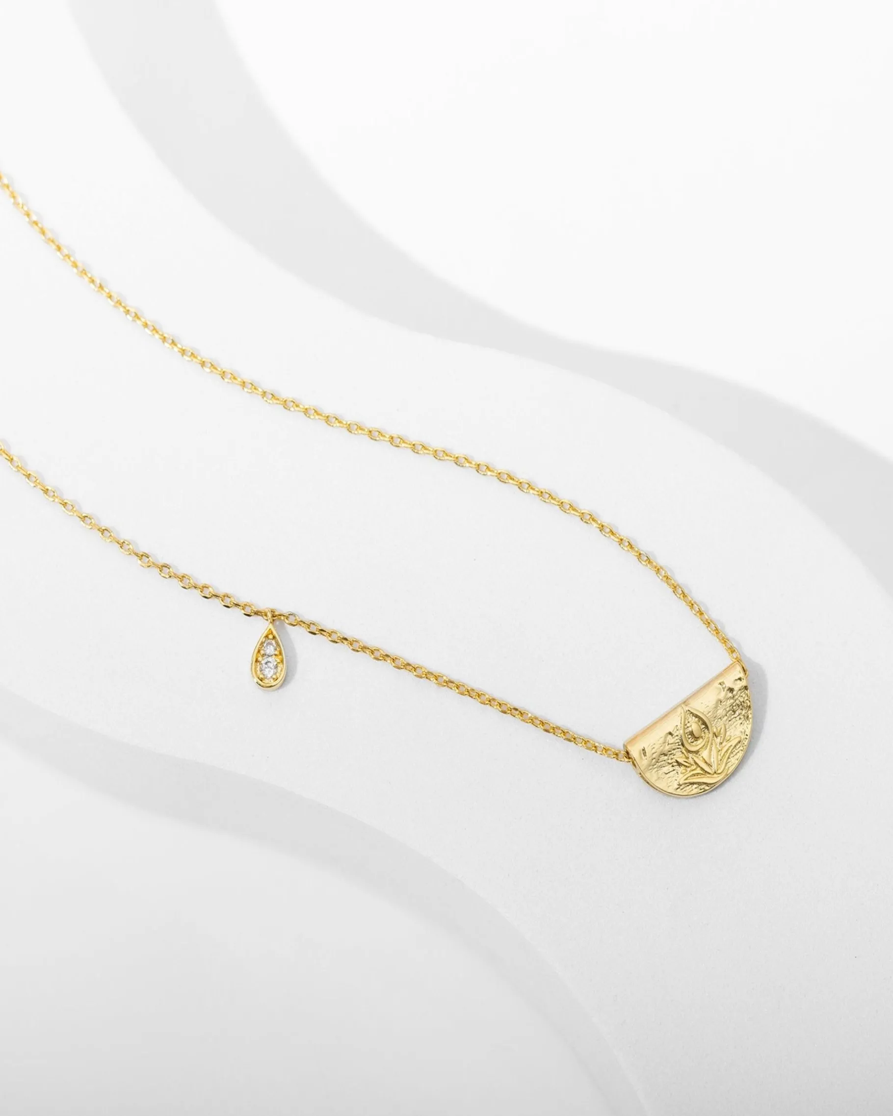 PAVOI Pendants-Lotus Engraved Pendant Necklace