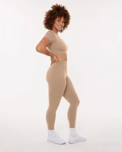PAVOI Short & Long Sleeve Tops|Low Support Bras-Lounge Athleisure Short Sleeve Crop T-Shirt