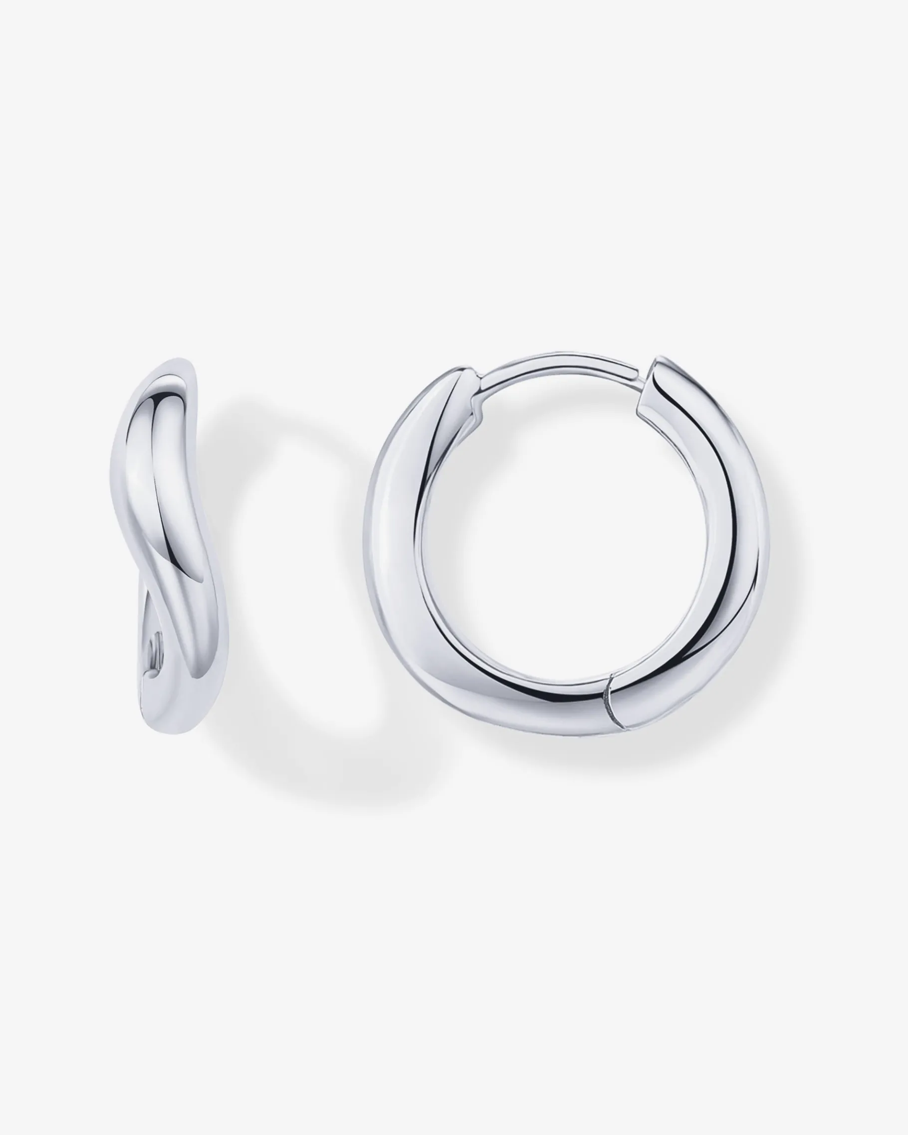 PAVOI Huggies|Hoops-Mar Wavy Hoops