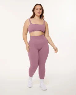 PAVOI Full Length-Seamless Ribbed Full-Length High-Waisted Leggings