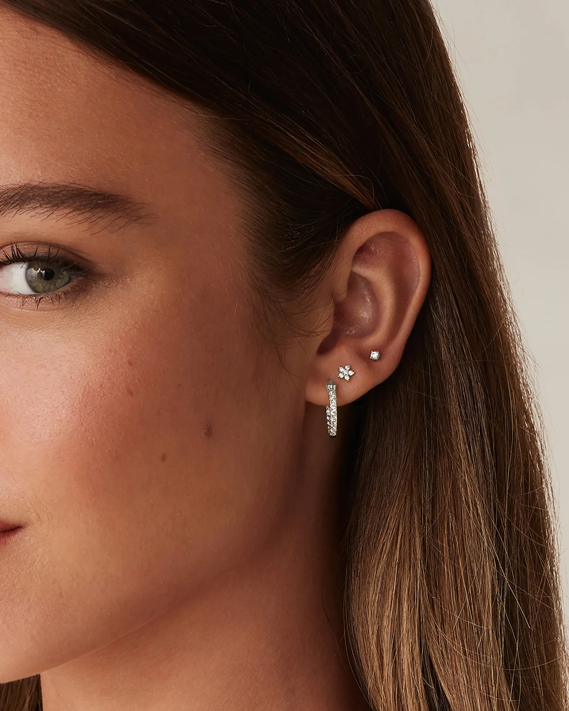 PAVOI Flat Backs|Studs-Shinny Flower Stud Screw Back Earrings