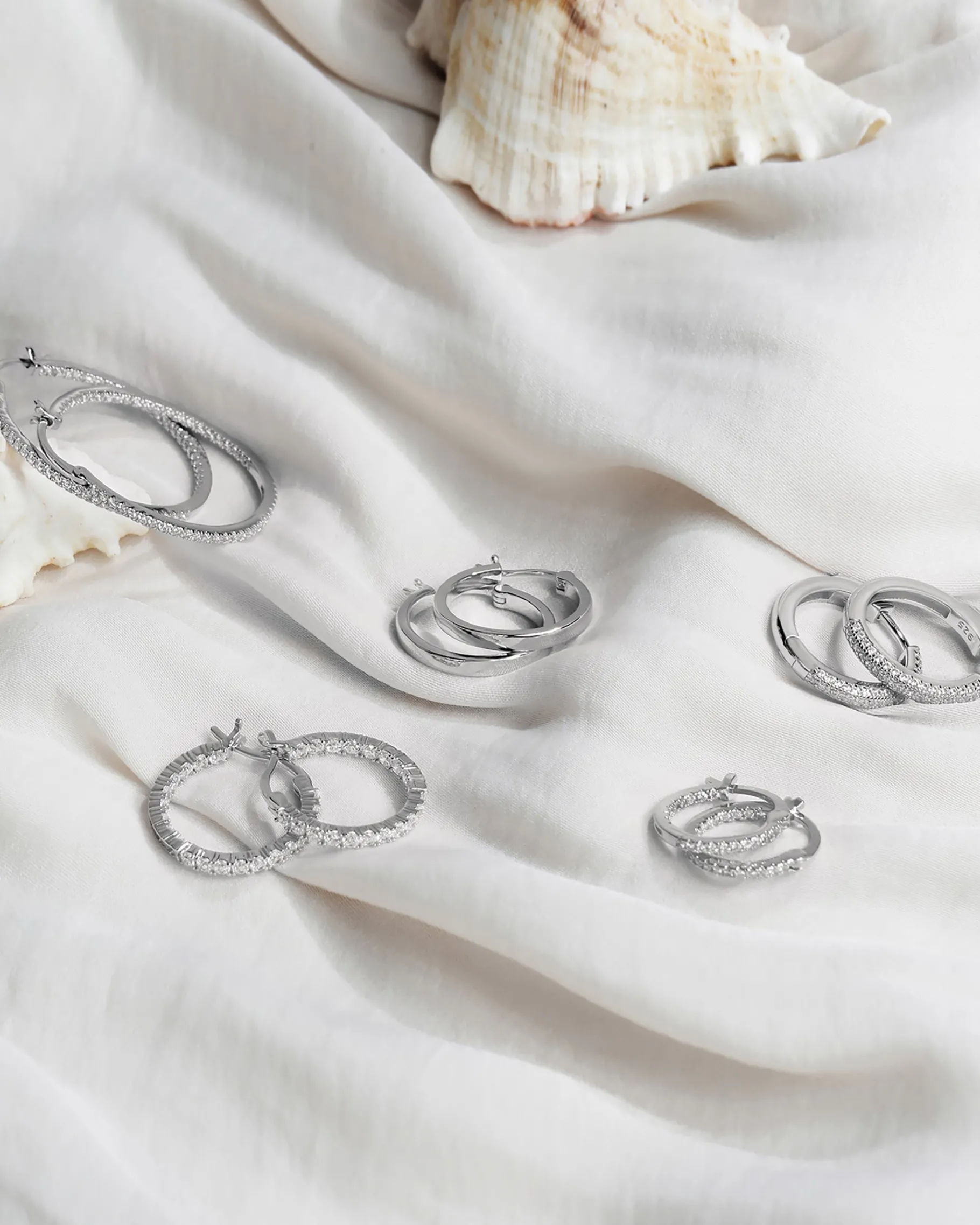 PAVOI Hoops-Slim Inside-Out Hoops