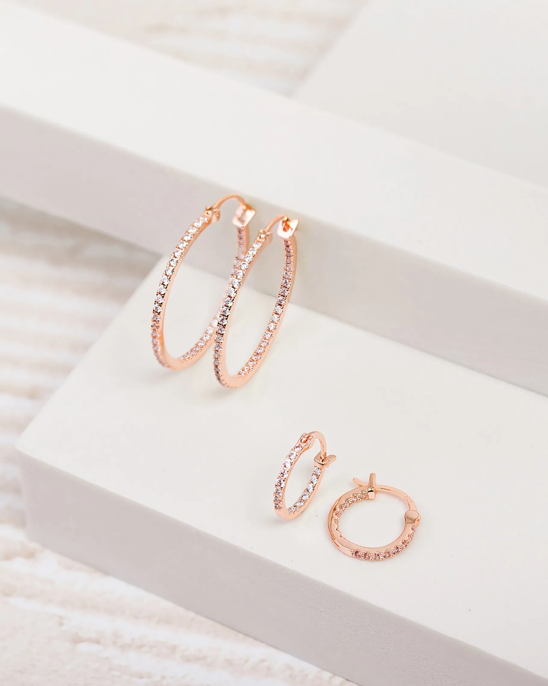 PAVOI Hoops-Slim Inside-Out Hoops