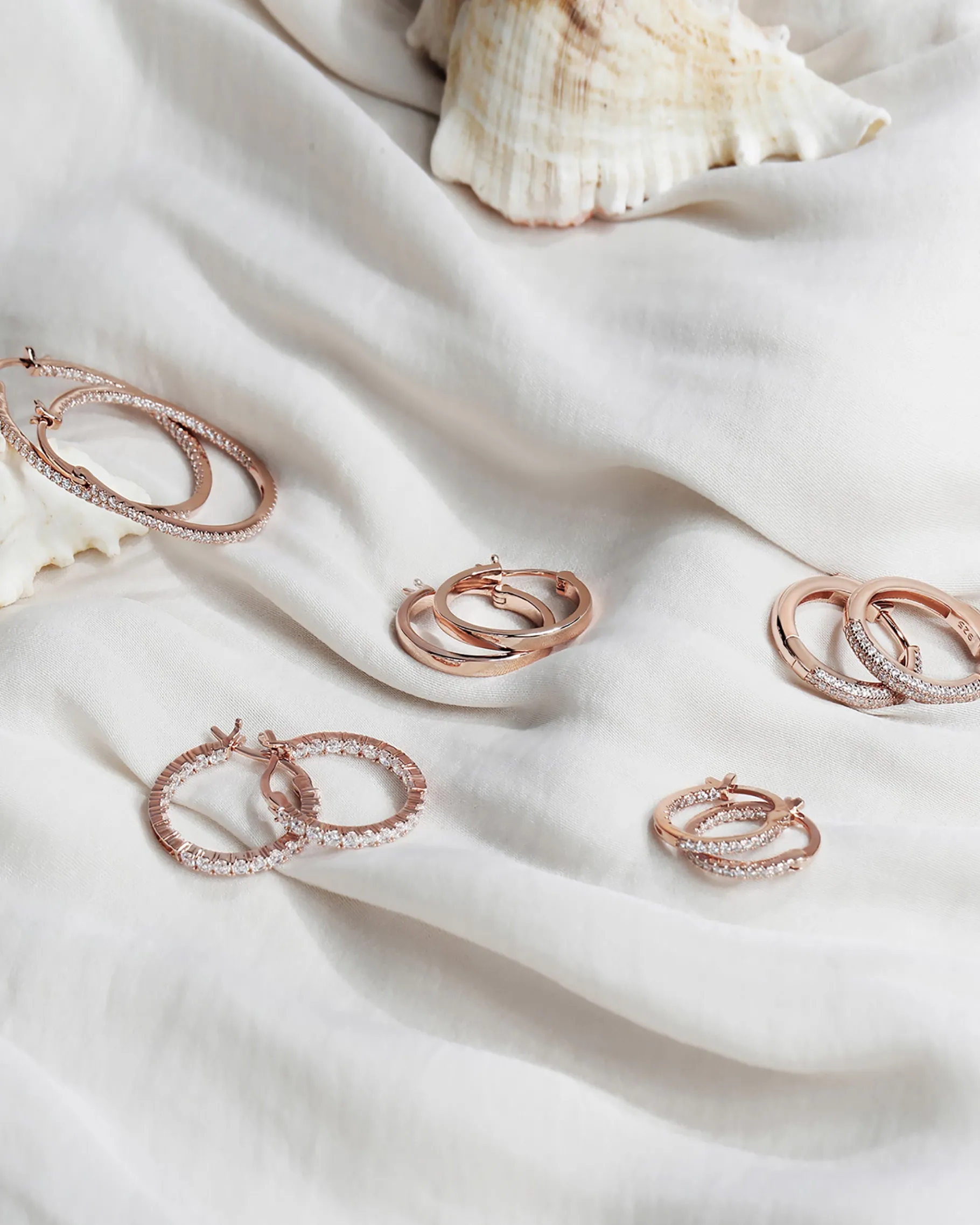 PAVOI Hoops-Slim Inside-Out Hoops